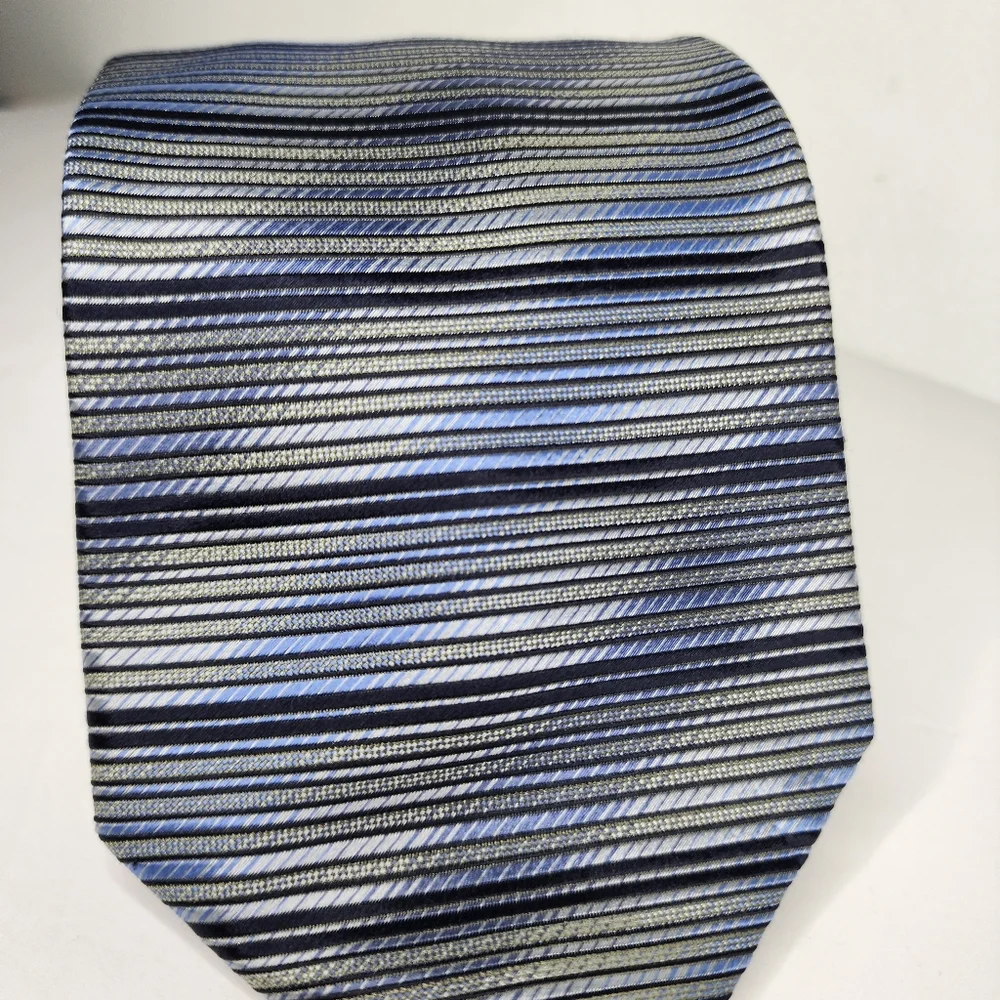 VILLINI Blue / Silver Silk 7 Fold Tie.
